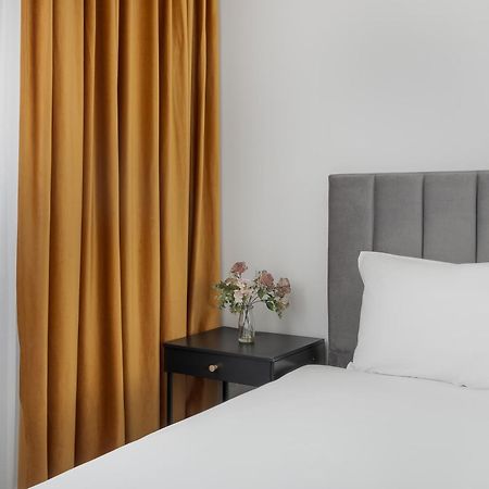Blanco Apartamento Oradea Exterior foto